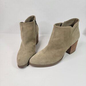 Vince Camuto Women's Suede Malika Ankle Stacked Block Heel Boho Boots Size 9.5